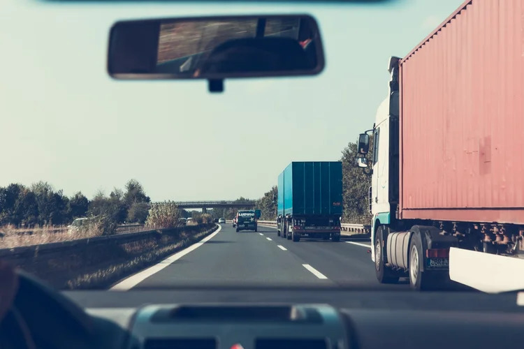 Truck Accidents And Personal Injuries: What You Need To Look For In An Attorney
